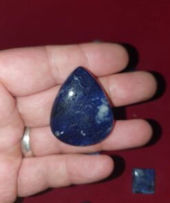 cabochon sodalite